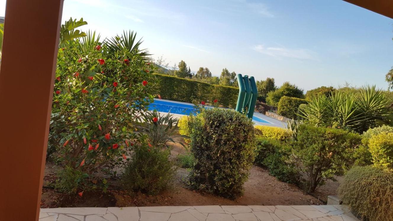 Appartamento In Splendido E Riservato Villaggio, Marina Di Tertenia Luaran gambar
