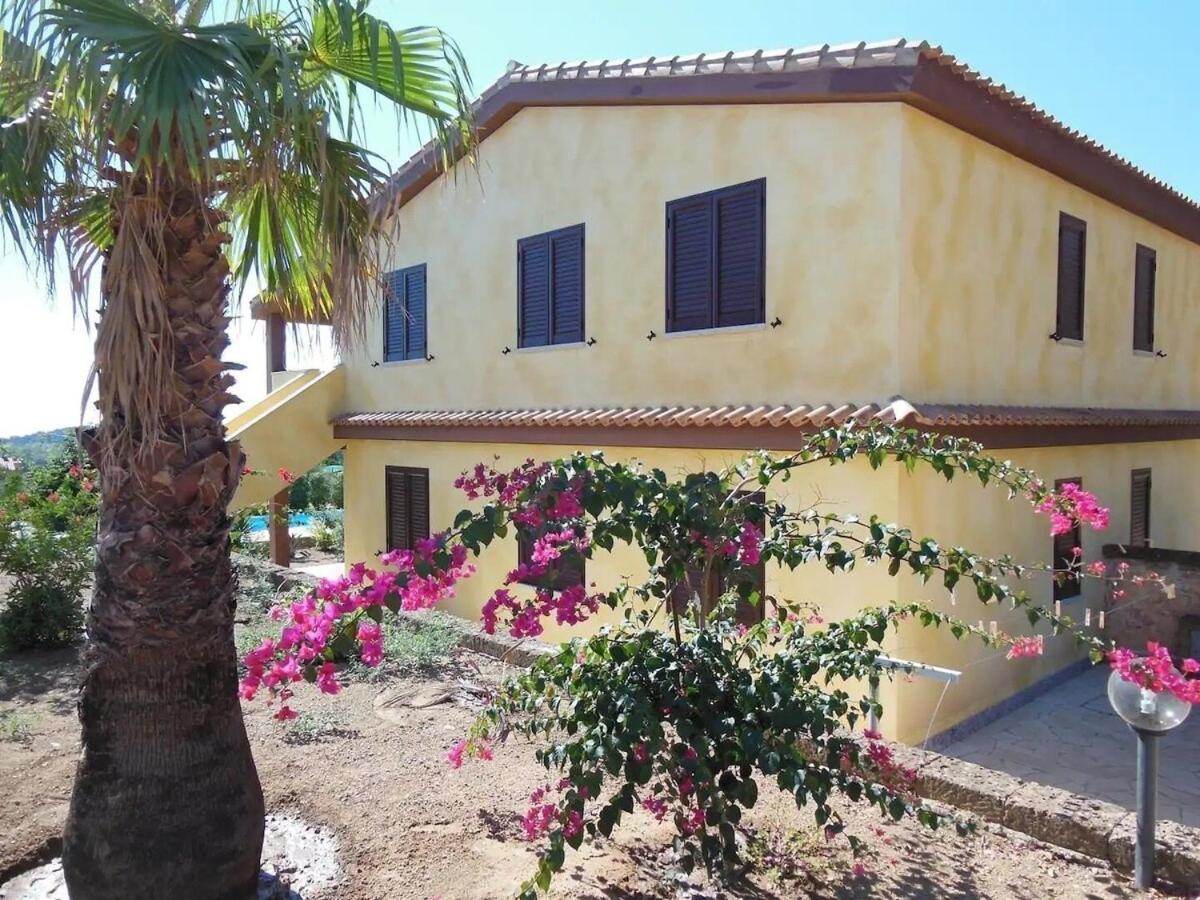 Appartamento In Splendido E Riservato Villaggio, Marina Di Tertenia Luaran gambar