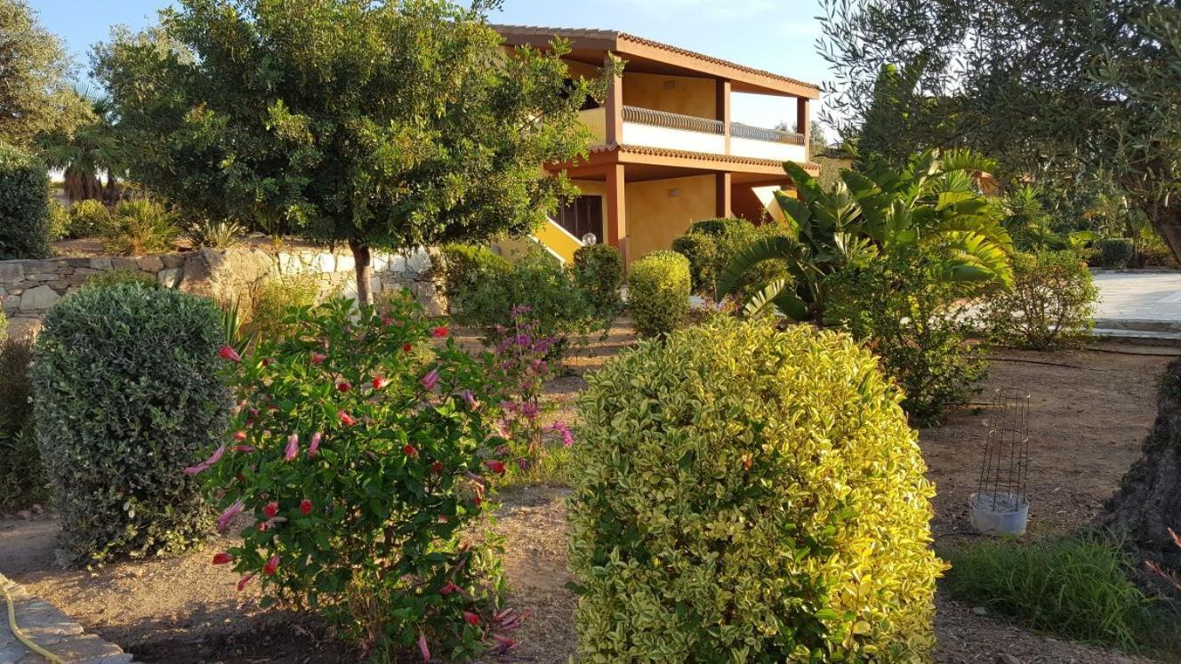 Appartamento In Splendido E Riservato Villaggio, Marina Di Tertenia Luaran gambar